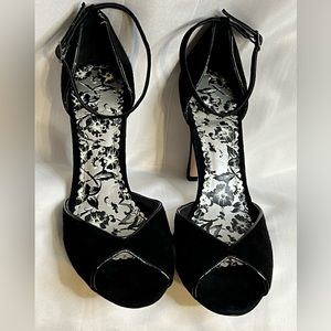 White House Black Market Velvet Heels. Size 8.